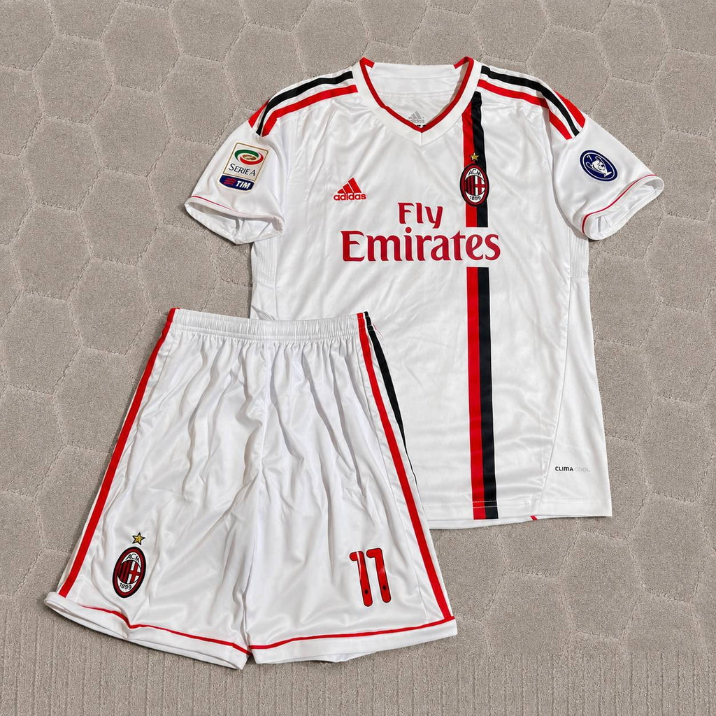 Zlatan Ibrahimović #11 Milan 2011-2012 White KIDS Away Retro Football Jersey