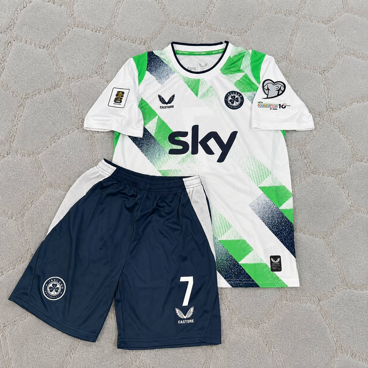 Troy Parrott #7 Ireland Kids 2026 Home Green White Football Jersey