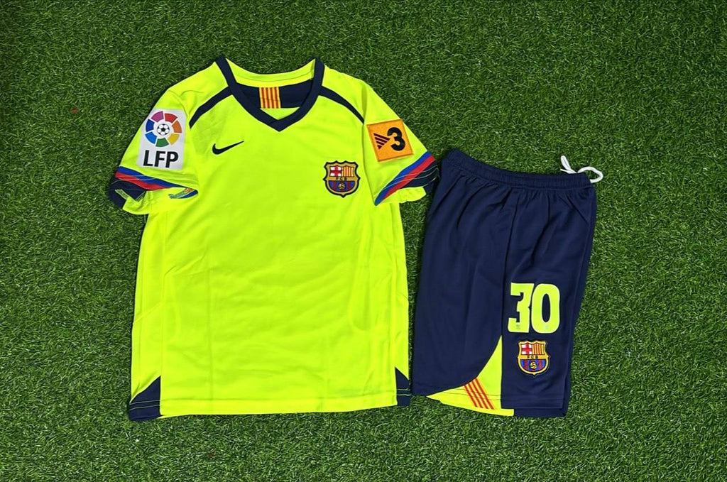 Lionel Messi Barcelona 2005 2006 Kids Retro Football Jersey Kit