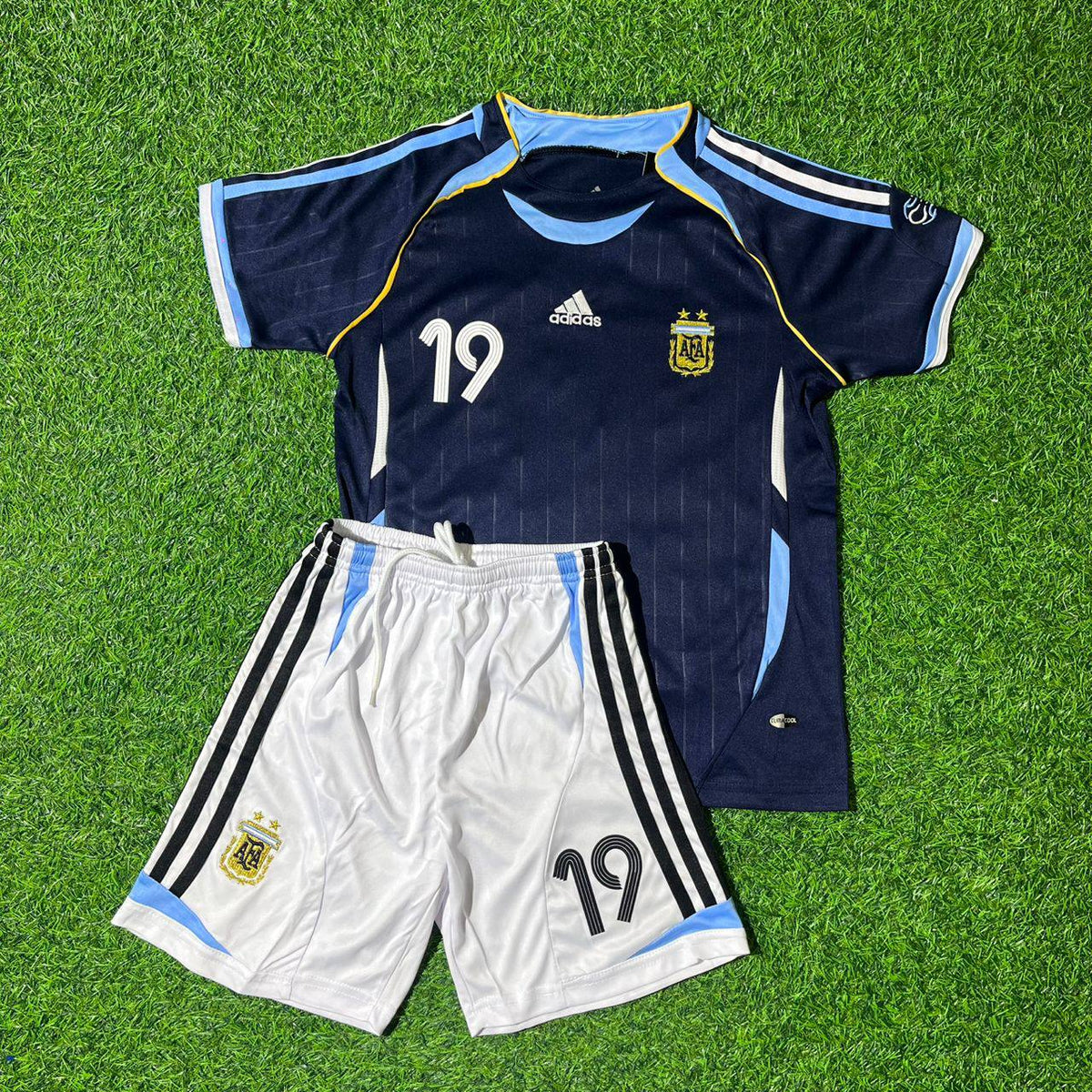 Lionel Messi Argentina 2006 World Cup Retro Football Jersey
