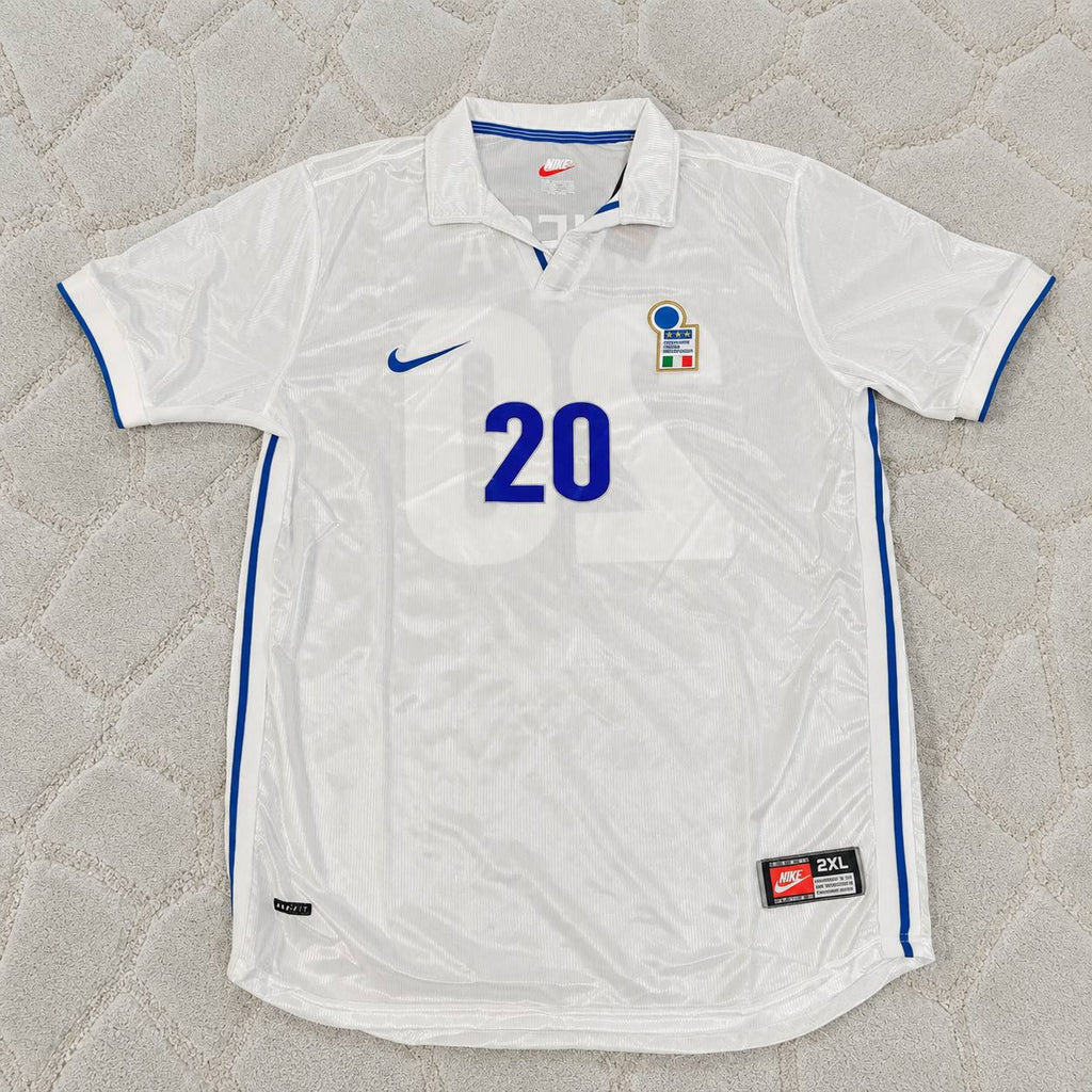 Enrico Chiesa #20 Italy 1998 World Cupe Away White Retro Jersey Football Trikot