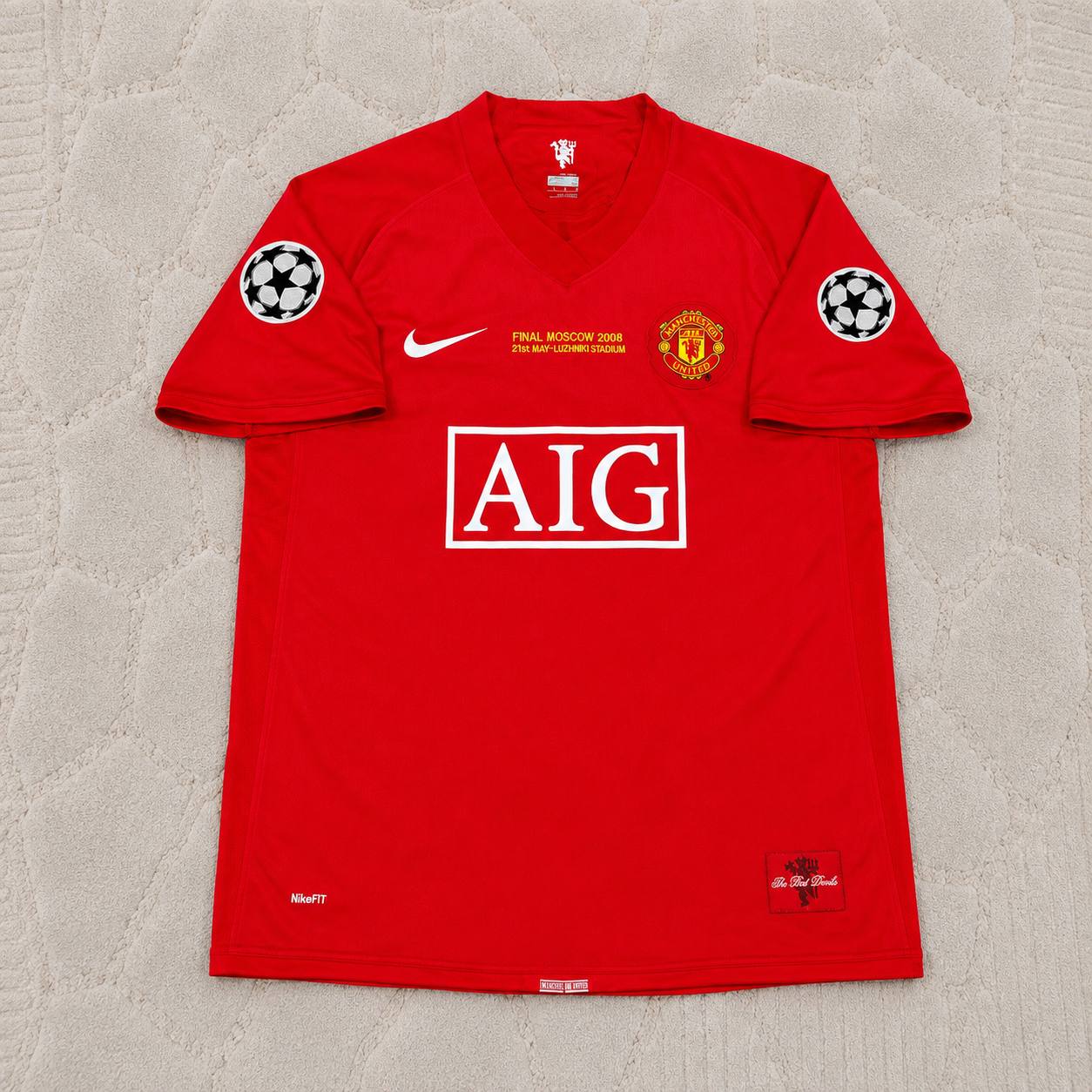 Michael Carrick Manchester United Champions League Final Moscow 2008 Retro Red Football Shirt