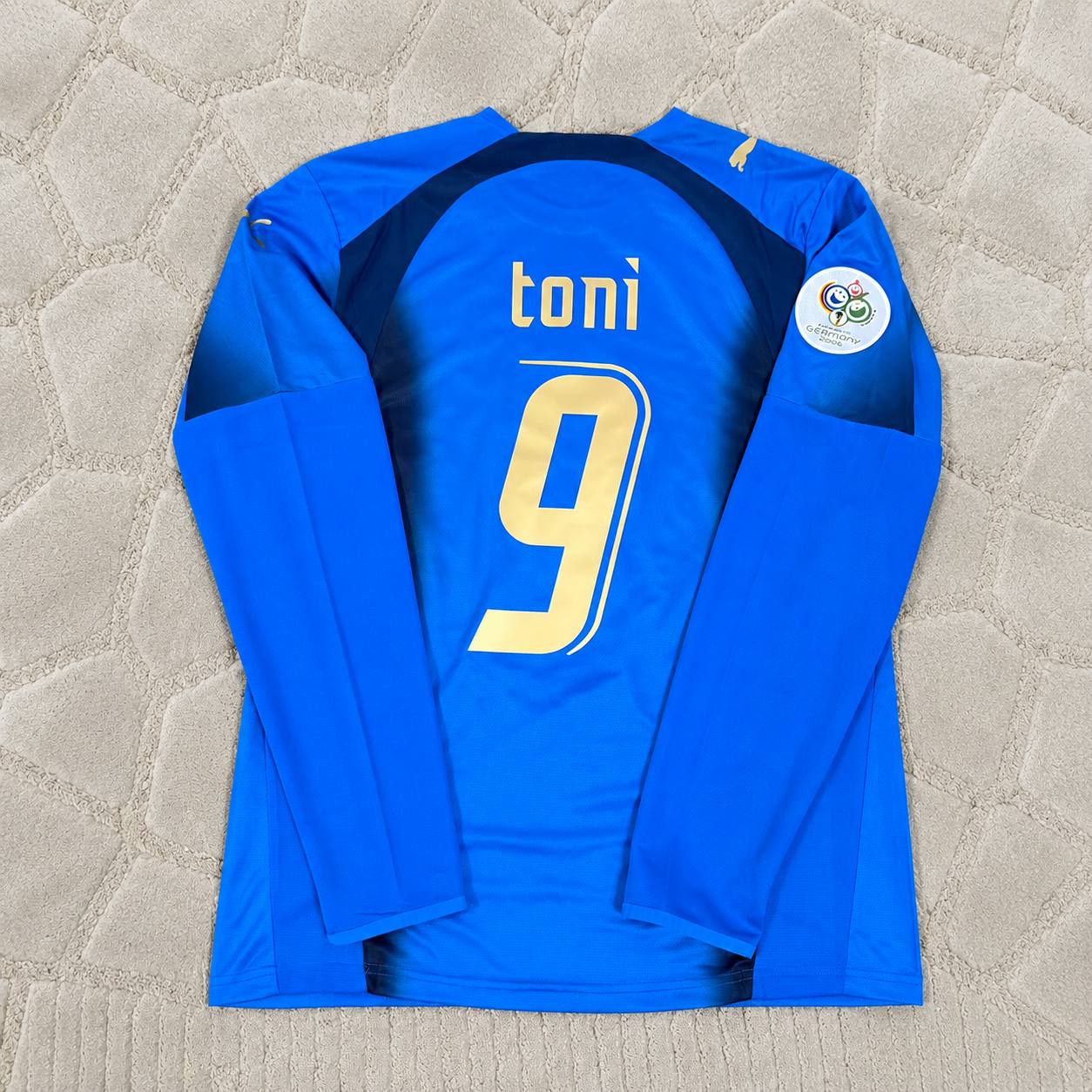 Luca Toni #9 Italy 2006 World Cup Final Long Sleeve Retro Jersey Maillot Trikot Maglia Soccer Shirt