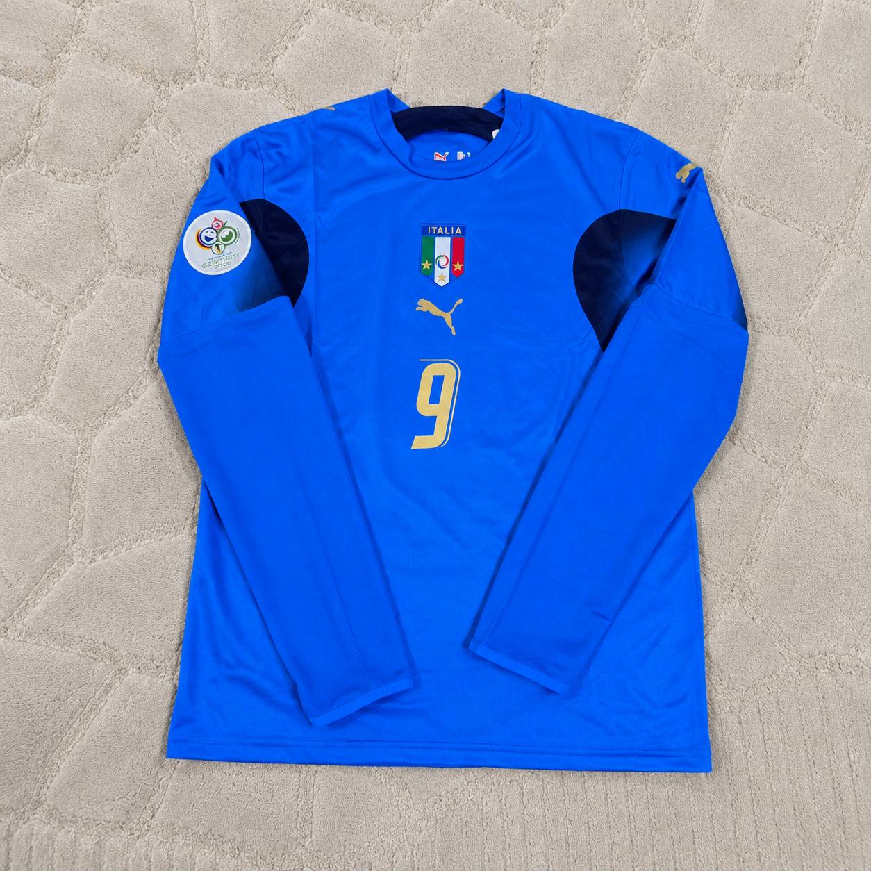 Luca Toni #9 Italy 2006 World Cup Final Long Sleeve Retro Jersey Maillot Trikot Maglia Soccer Shirt