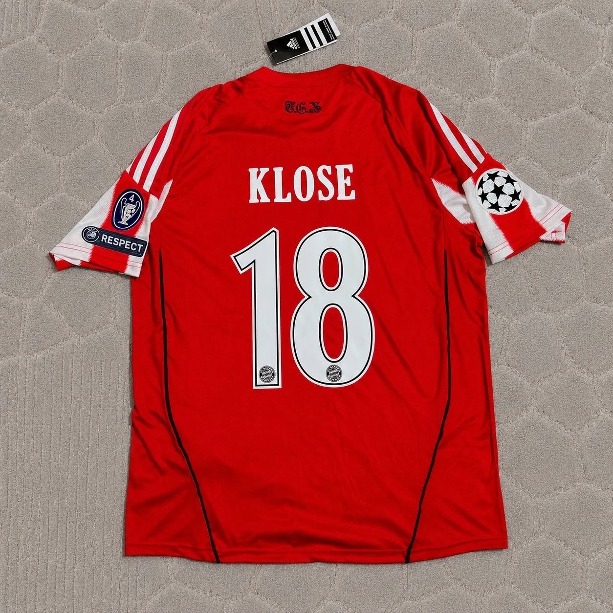 Miroslav Klose Bayern Munich 2010/11 Home Jersey Trikot