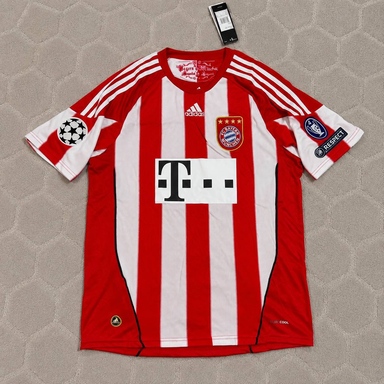 Miroslav Klose Bayern Munich 2010/11 Home Jersey Trikot