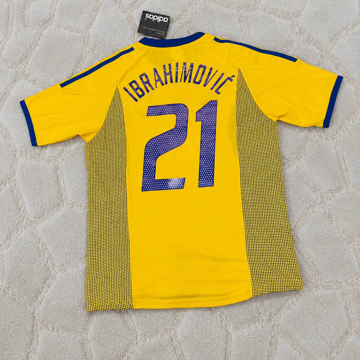 Zlatan Ibrahimovic Sweden 2002 World Cup Home Yellow Retro Football Jersey Kit