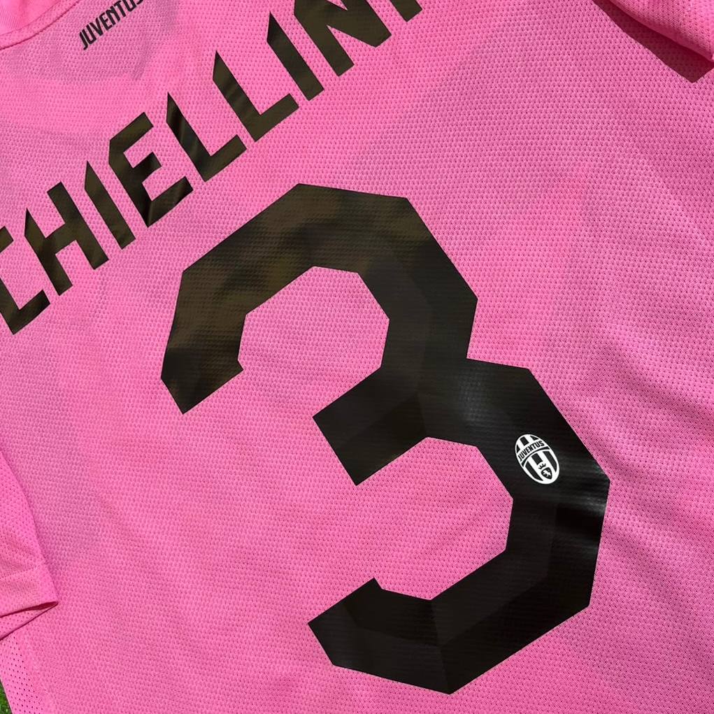 Giorgio Chiellini Juventus Pink 2012 2013 Season Retro Jersey Soccer Shirt Trikot Maillot