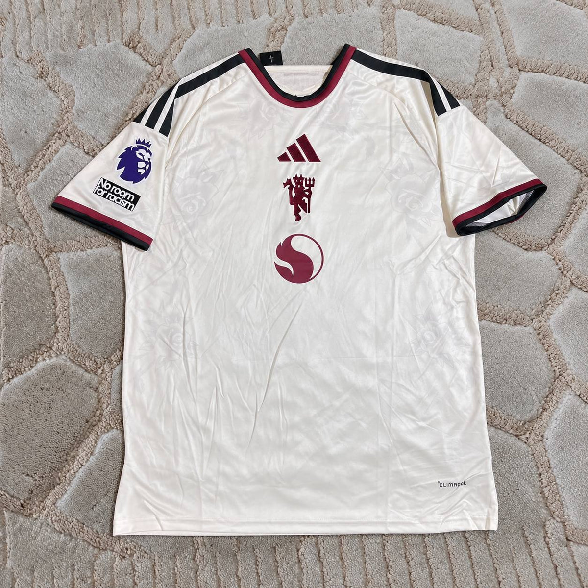 Youri Tielemans #18 Manchester United New Season 2027 Football Jersey Soccer Shirt Trikot Maillot