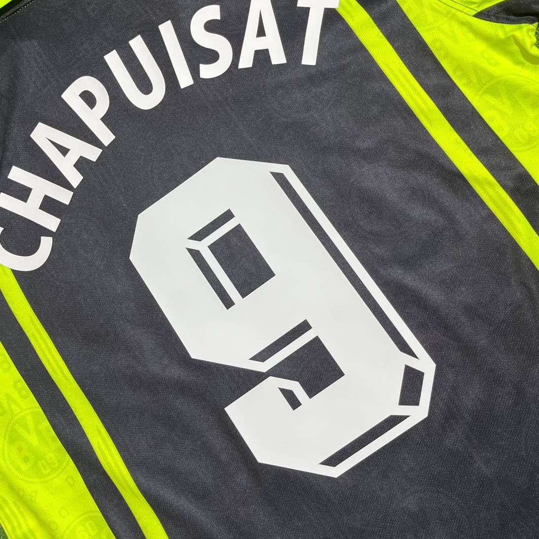 Stephane Chapuisat Dortmund 1996/1997 Season Away Black Yellow Retro Football Jersey Trikot