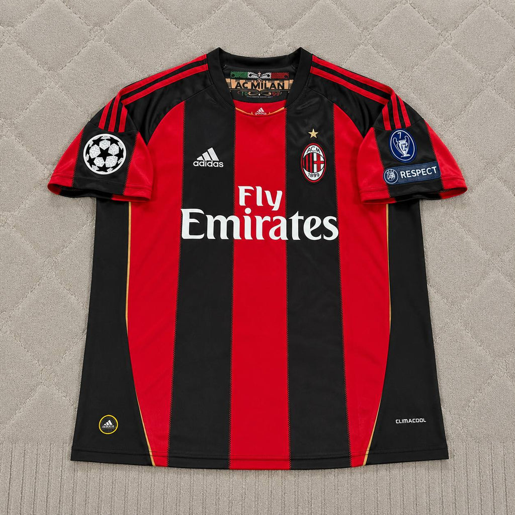 Robinho 70- Milan 2010/2011 Home Retro Jersey Trikot