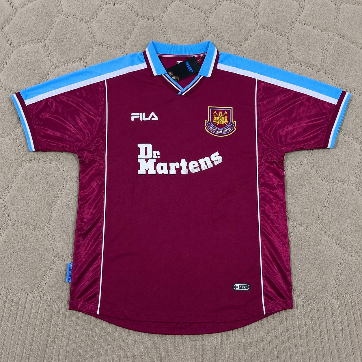 Carlos Tevez #32 West Ham United Home Retro Football Jersey