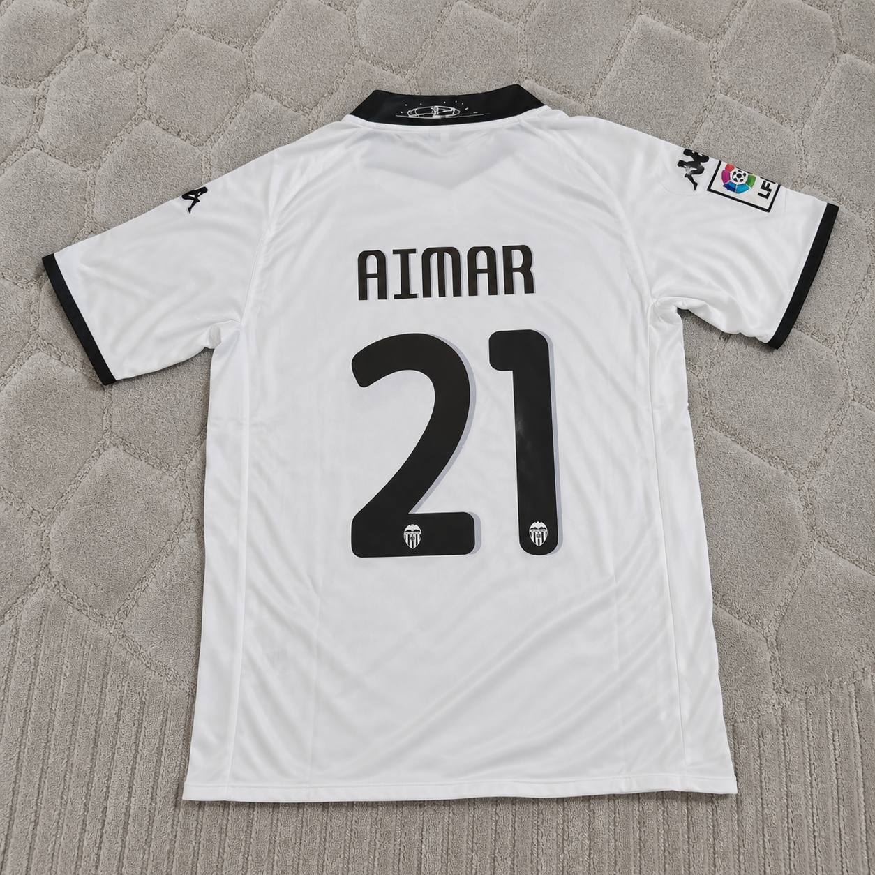 Pablo Aimar #21 Valencia White Retro Football Jersey