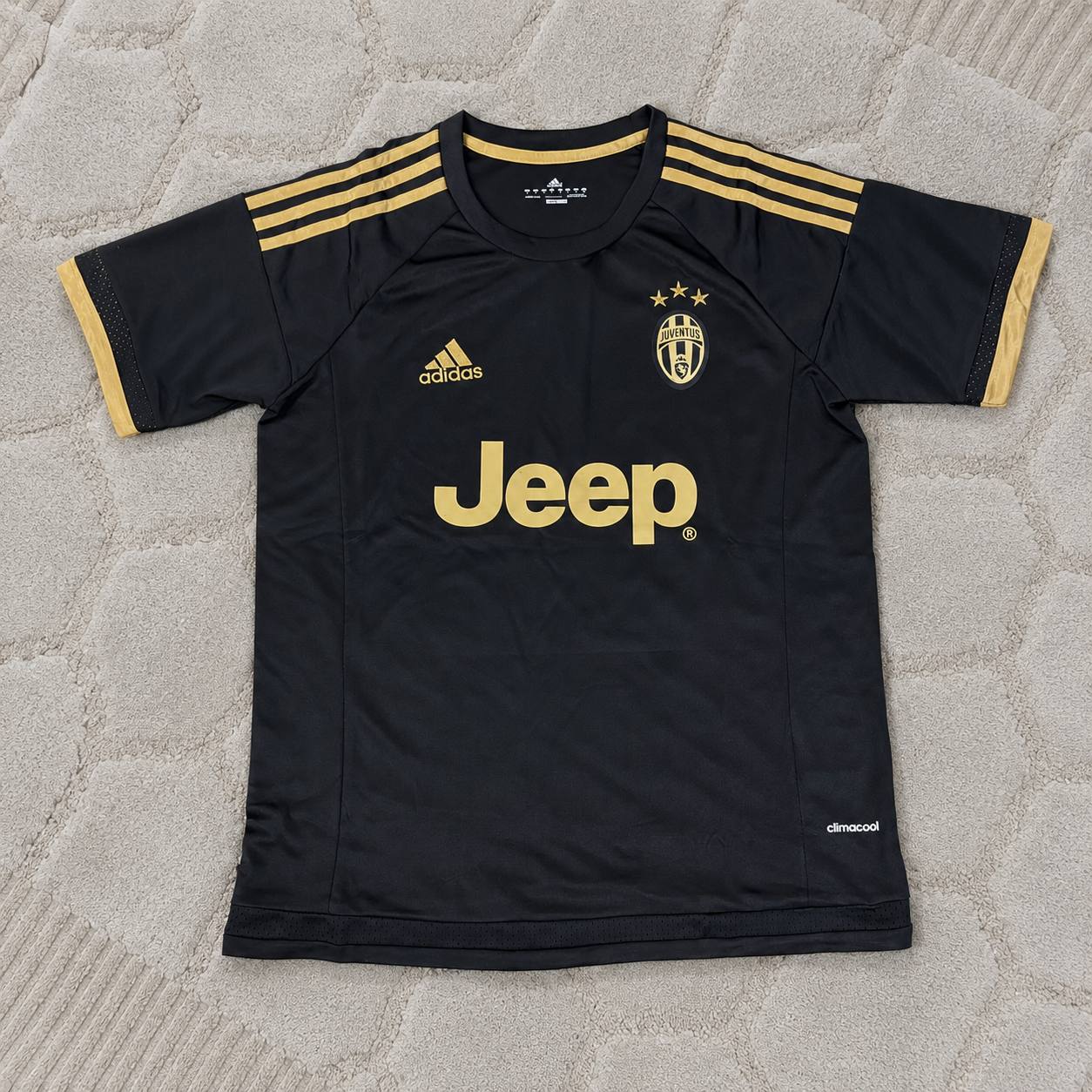 Patrice Evra 33- Juventus Retro Black Kit Jersey Trikot Maglia Soccer Shirt