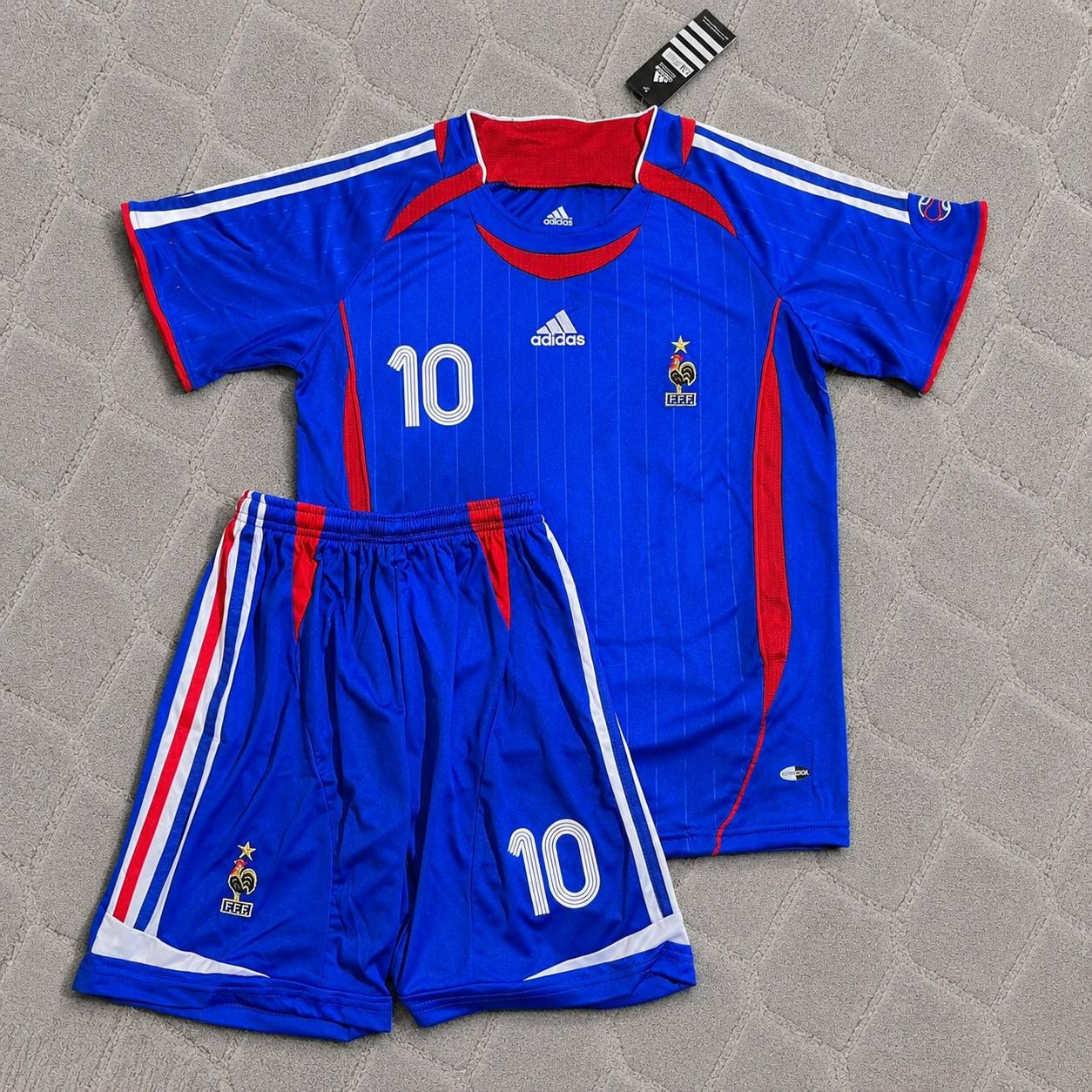 Kylian Mbappé #10 France World Cup Kids Blue Retro Football Jersey Kit