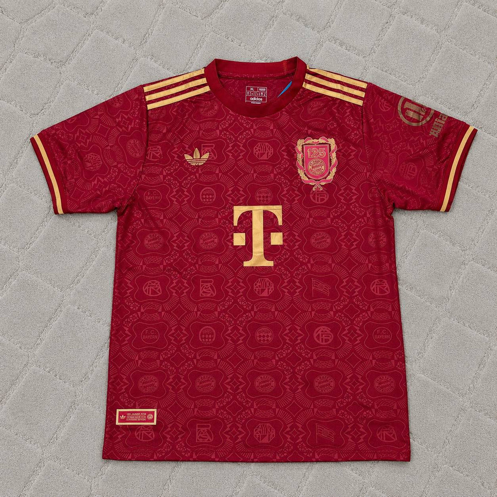 Jamal Musiala 10- Bayern München 125 Jahre Spezial-Edition Fußballtrikot