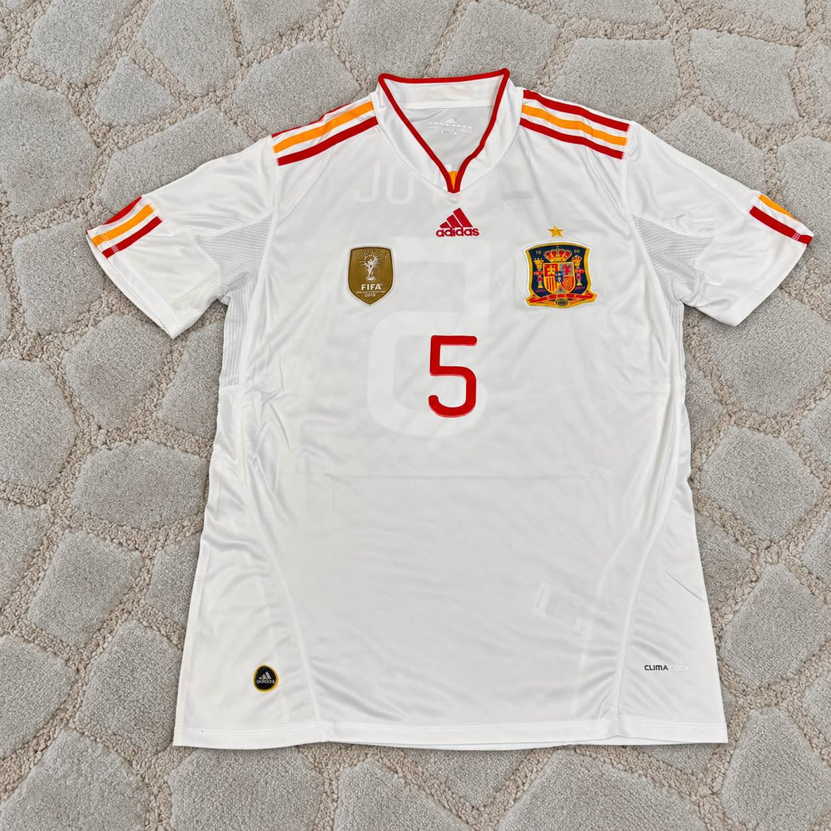 Carles Puyol #5 Spain 2011 Season White Retro Football Shirt Jersey Kit Trikot Maillot Magliaa