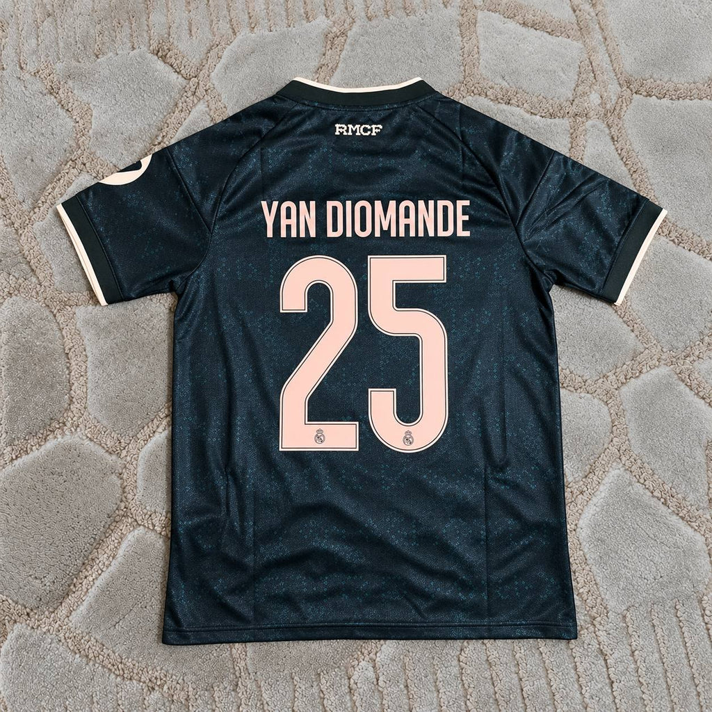 Yan Diomande Real Madrid 2027 Season Kit Jersey Maillot Trikot Soccer Shirt