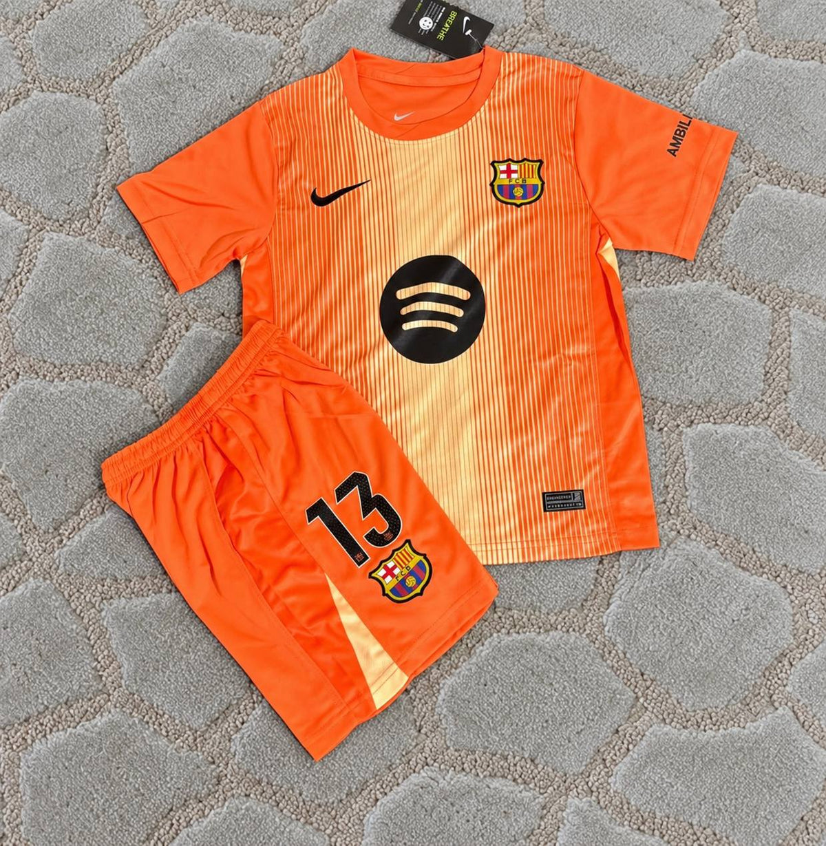 Joan Garcia Barcelona 2026 Goalkeeper Football Jersey Kit Trikot Maillot Maglia